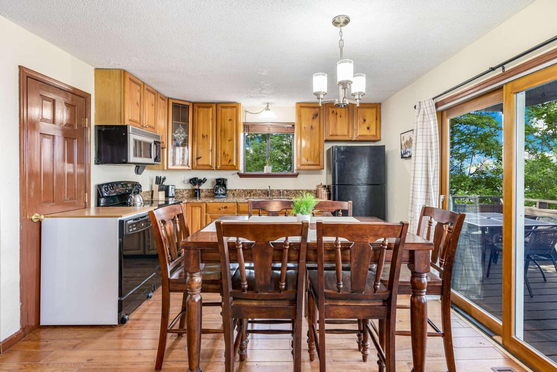 Amazing Views, Hot Tub, Fire Pit, Deck & Fireplace Inwood Exteriér fotografie