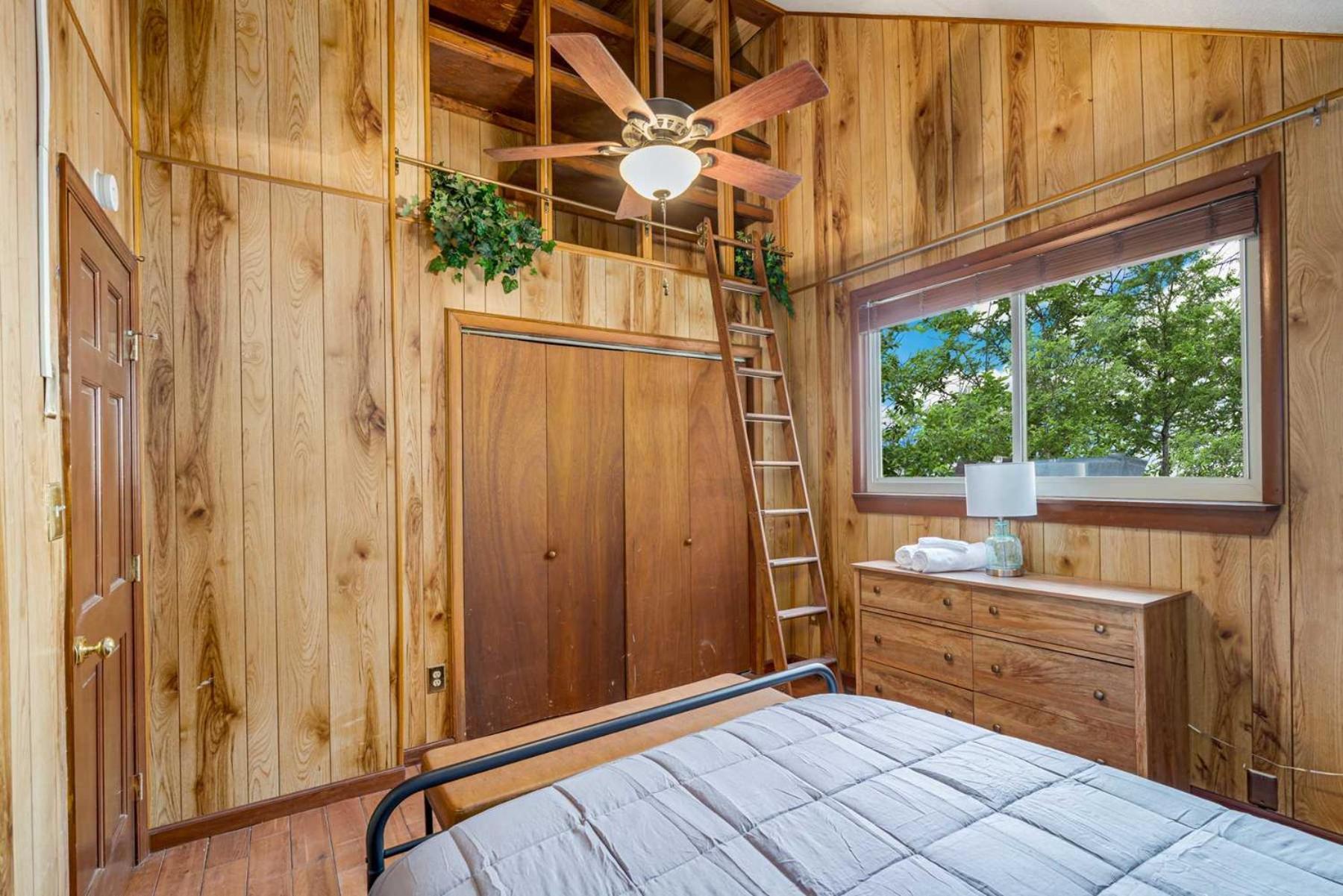 Amazing Views, Hot Tub, Fire Pit, Deck & Fireplace Inwood Exteriér fotografie
